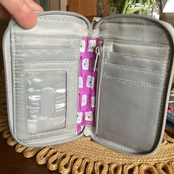 Vera Bradley Small Wristlet Wallet and Nomadic Floral Makeup Bag - Picture 5 of 7